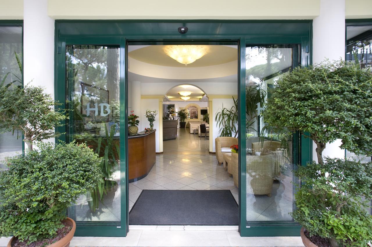Hotel Boccaccio Milano Marittima Esterno foto