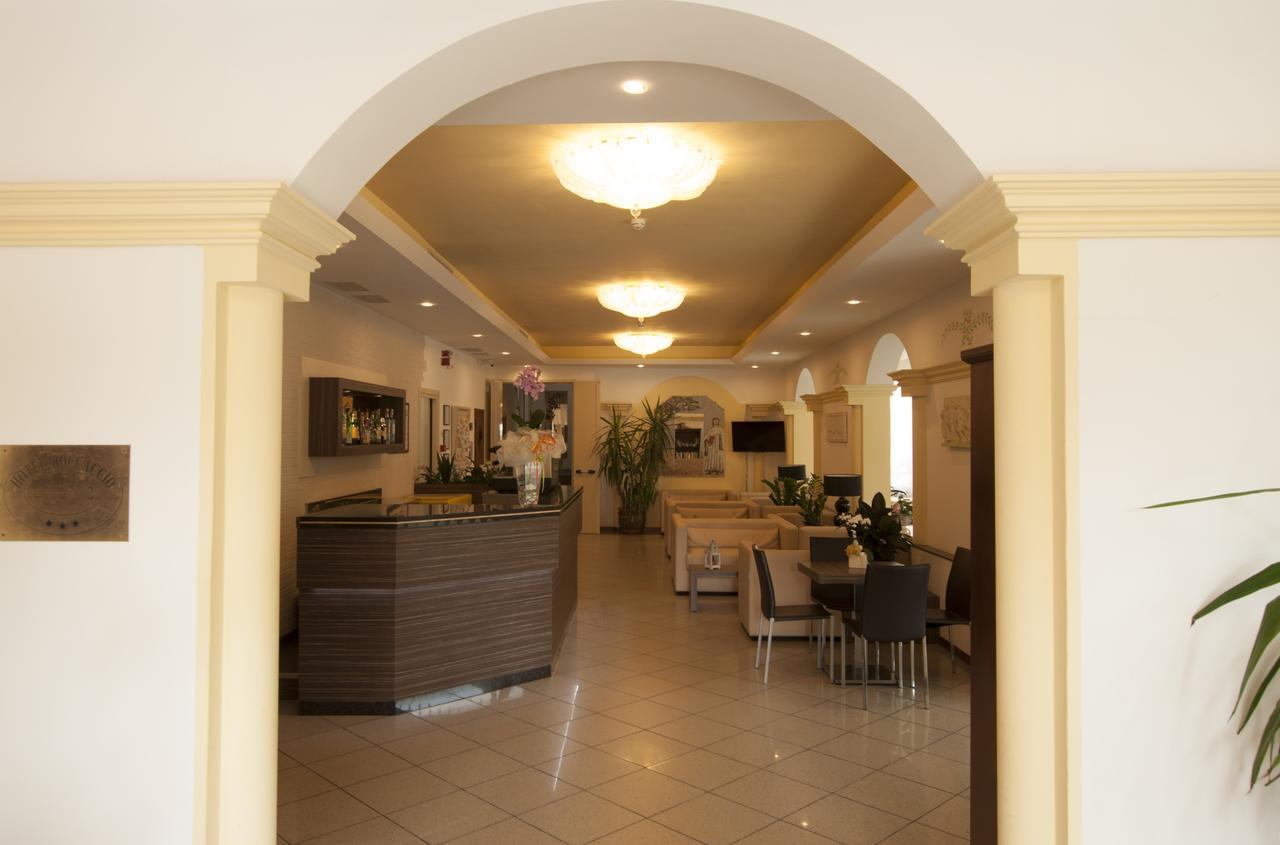 Hotel Boccaccio Milano Marittima Esterno foto