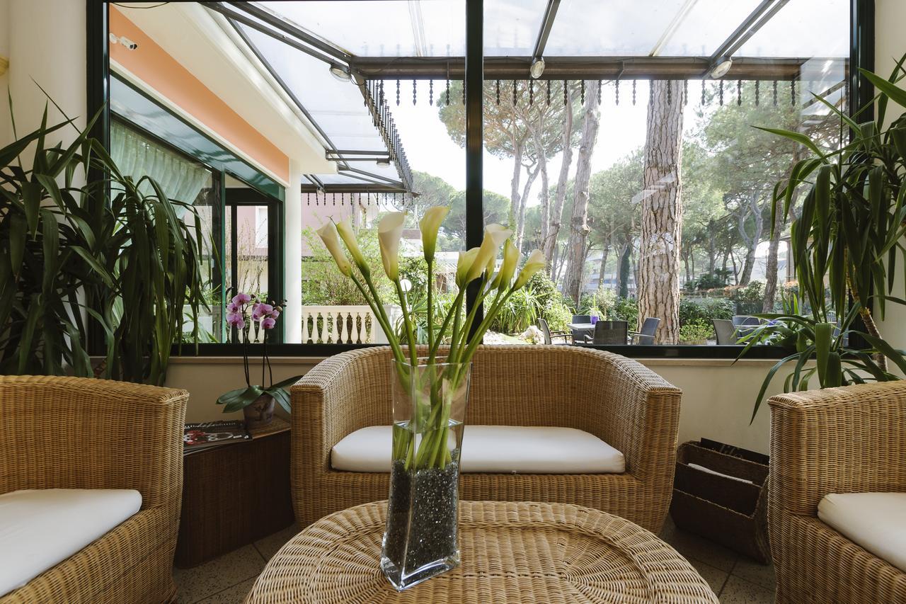 Hotel Boccaccio Milano Marittima Esterno foto